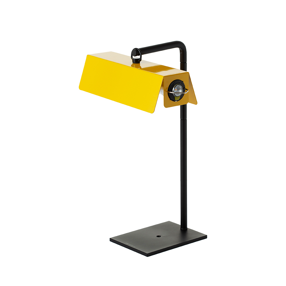 (預購) Maintenance 多功能露營燈架